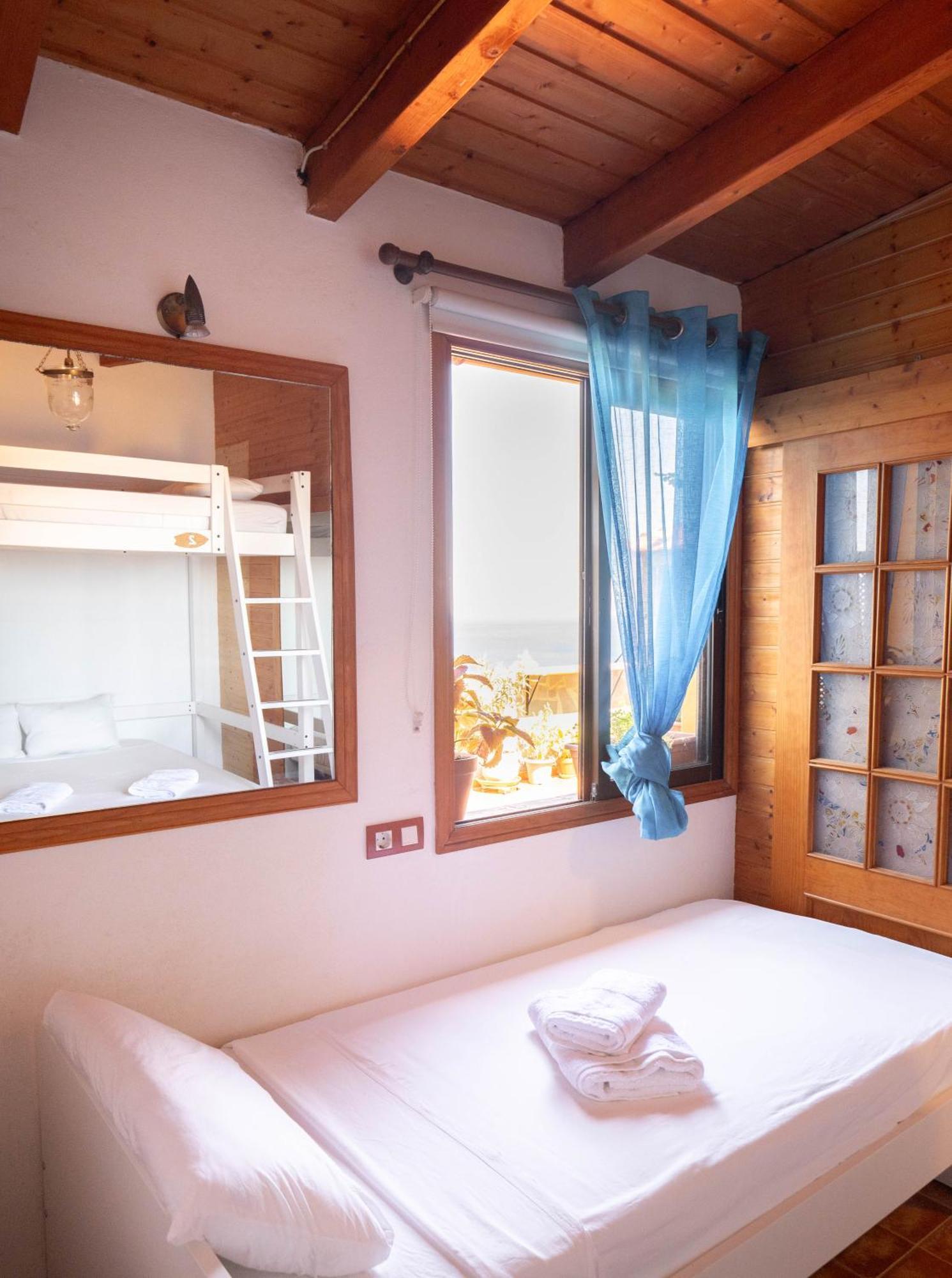 Casanaga Hotel Almaciga Kültér fotó